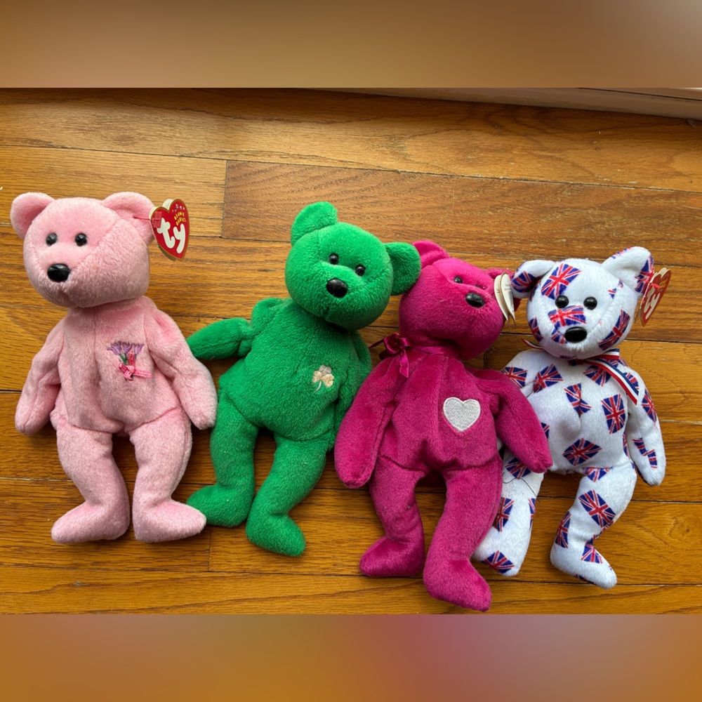 Beanie Babies - Bundle of 4 Bears ❤️✨❤️✨❤️